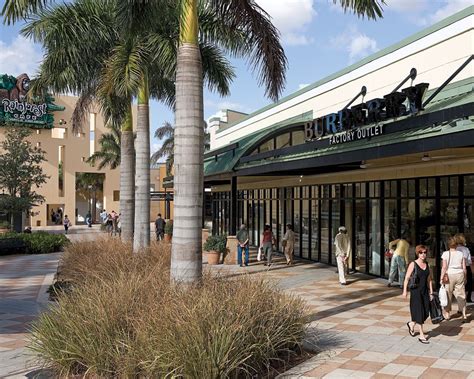 Welcome To Sawgrass Mills® .